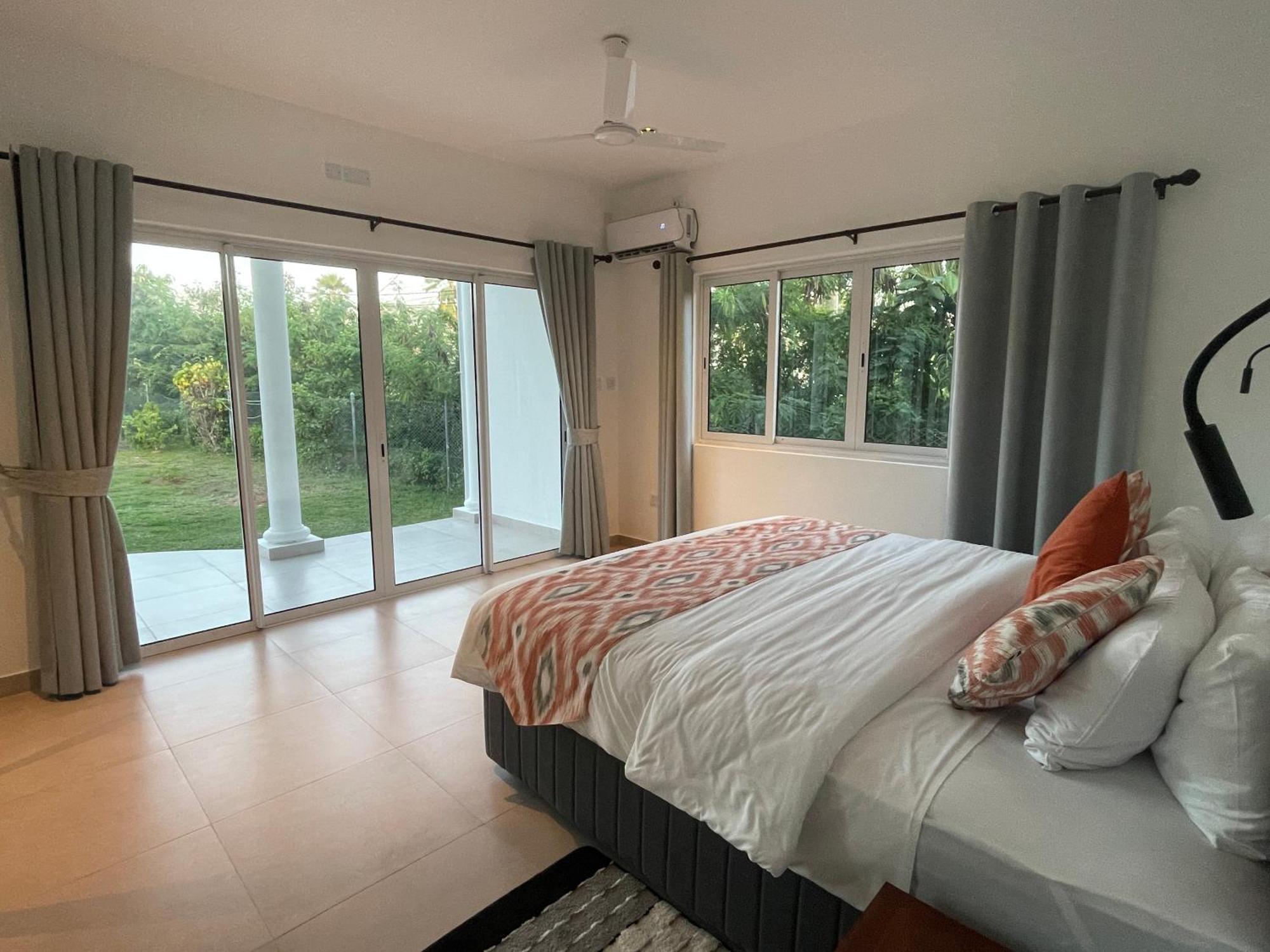 Tropic Villa Annex Гранд-Анс Экстерьер фото